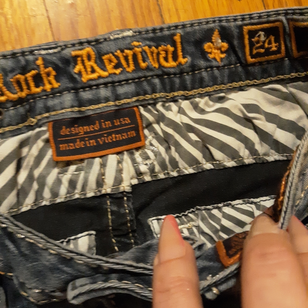 WOMEN'S ROCK REVIVAL - Picture 4 of 4